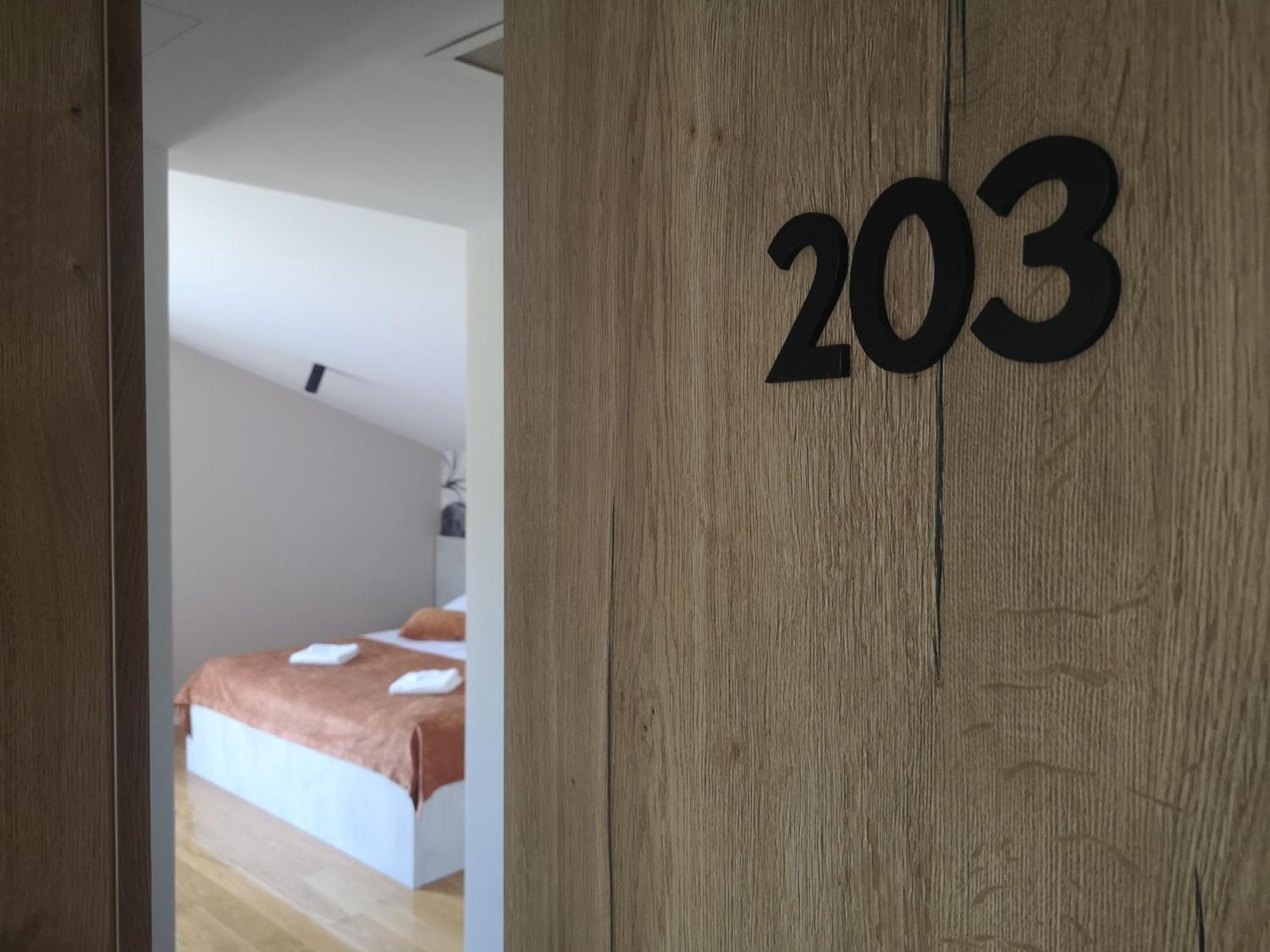 Memori Bed&Breakfast 拉布 外观 照片